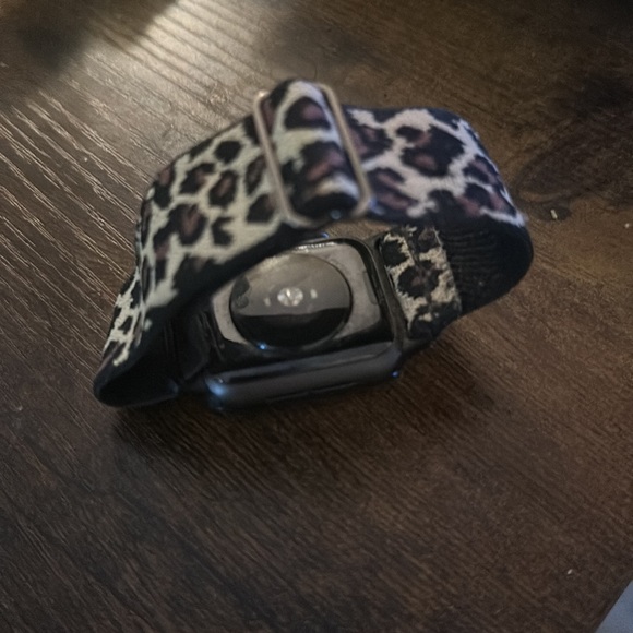 Apple Watch - Picture 4 of 4